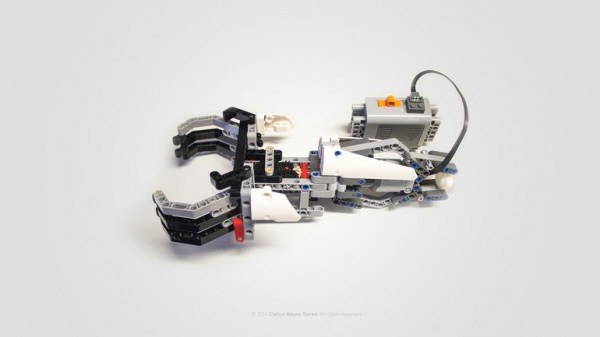 lego-prosthetic-arm-1.png-600x337